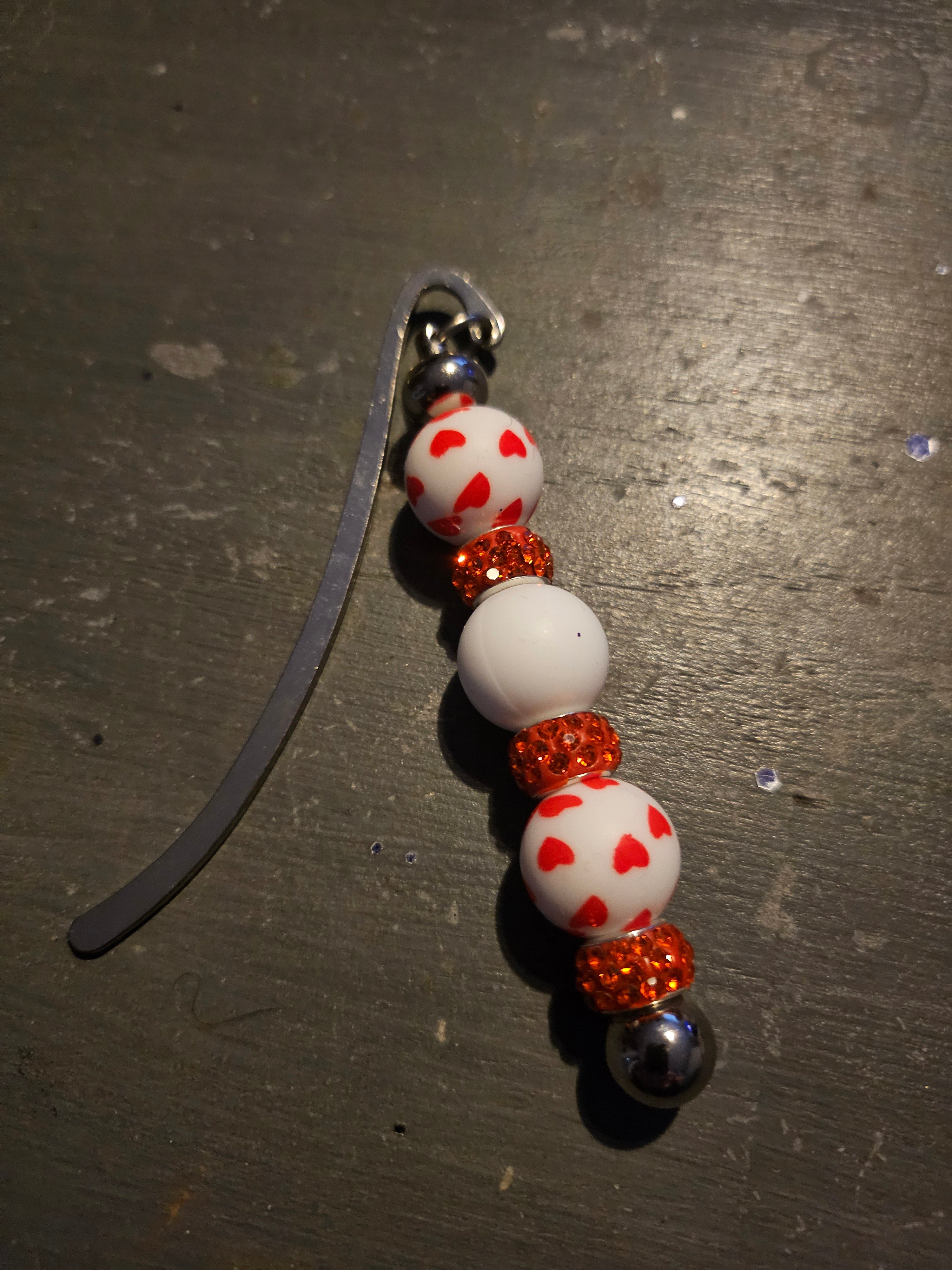 Bijoux de sac, porte clé ou marque page