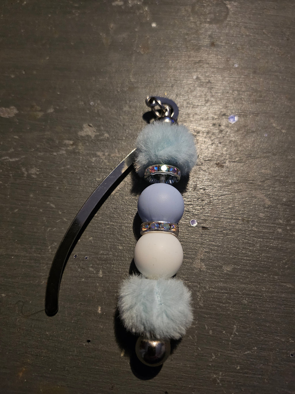 Bijoux de sac, porte clé ou marque page