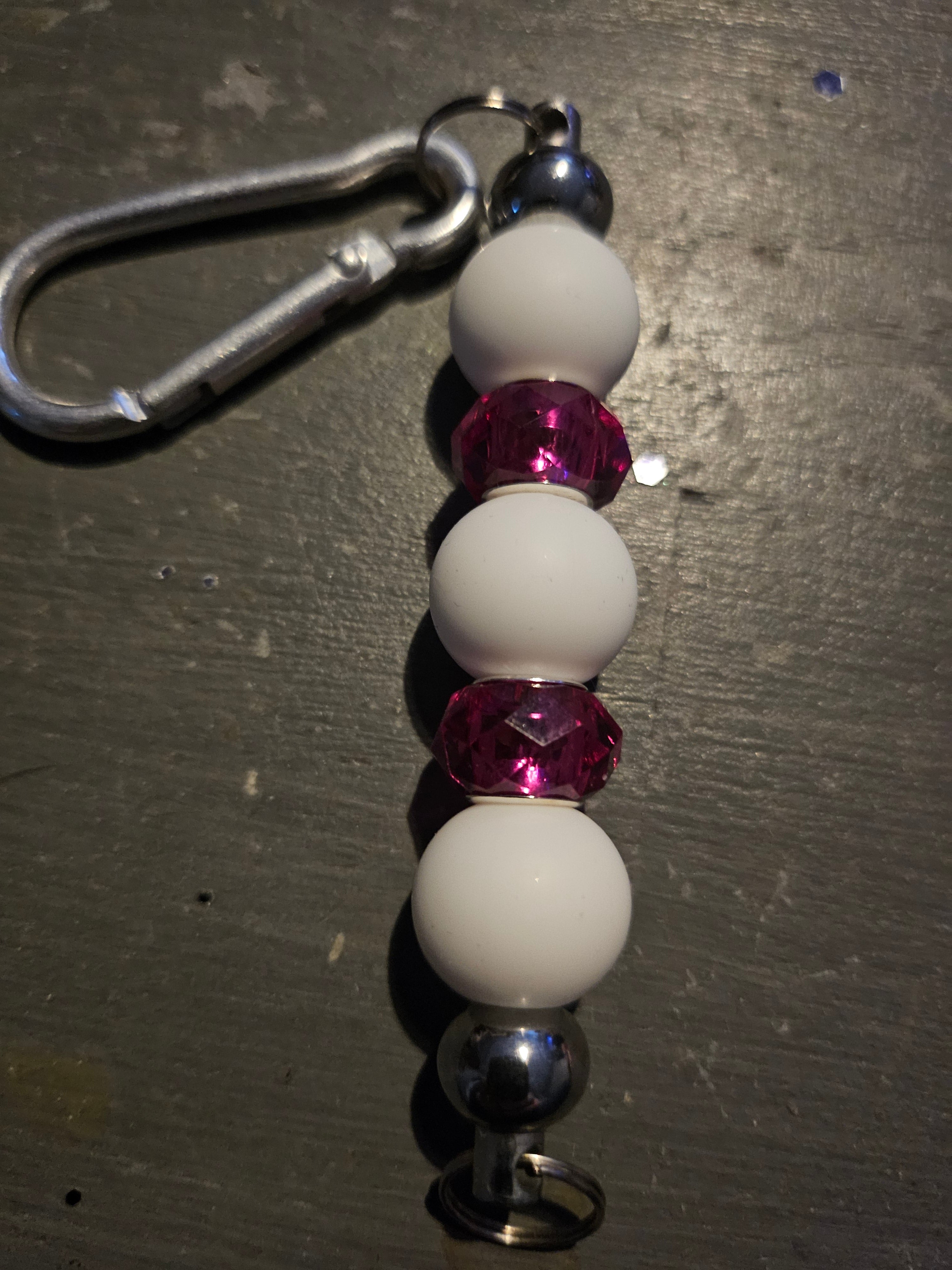 Bijoux de sac, porte clé ou marque page