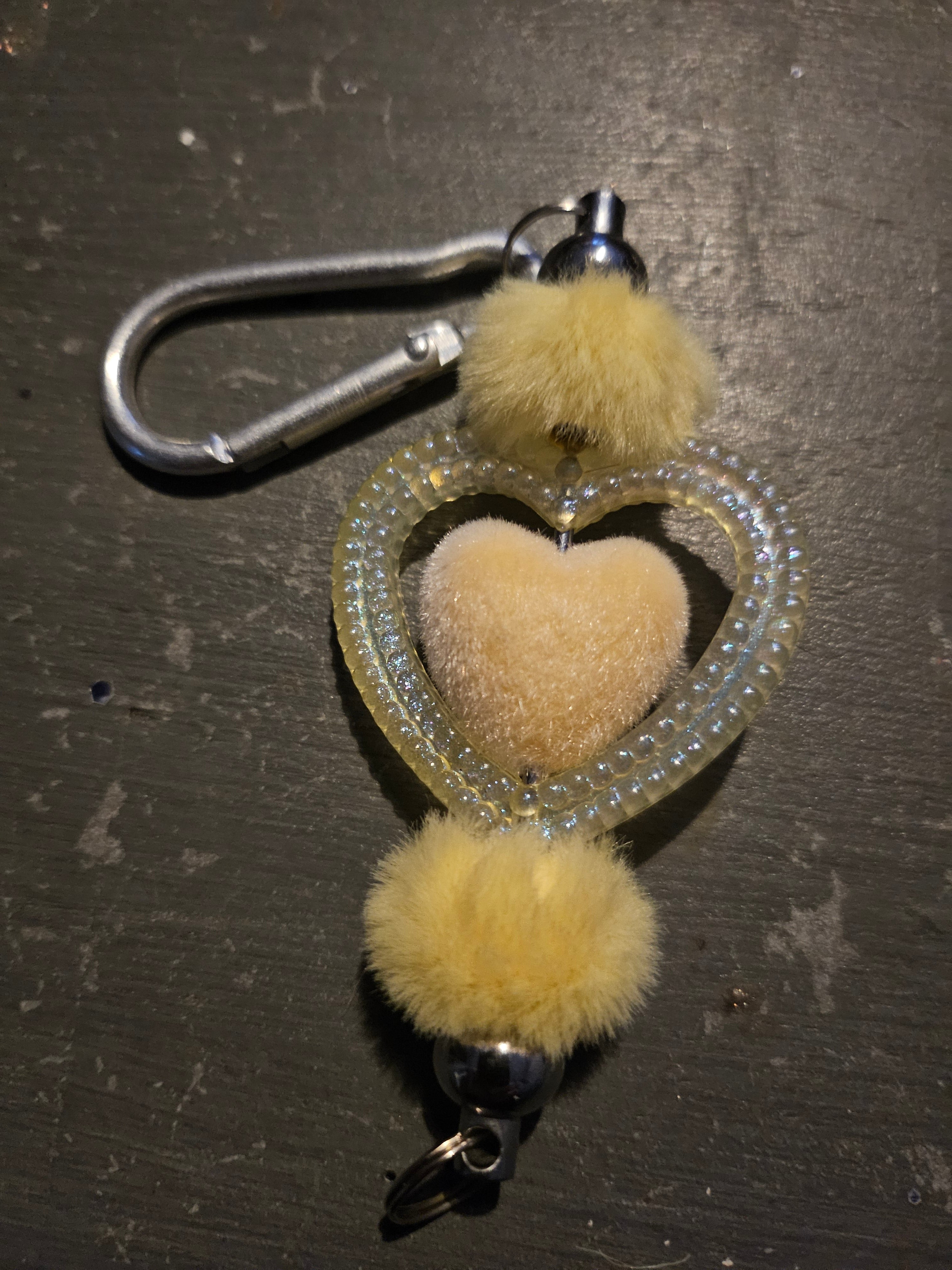 Bijoux de sac, porte clé ou marque page