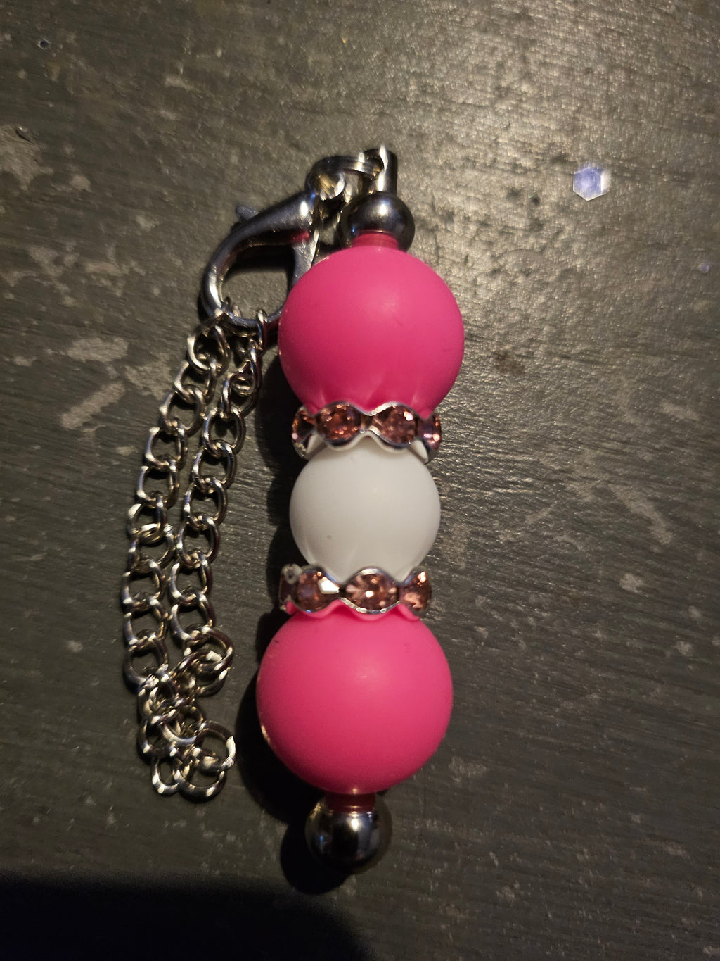 Bijoux de sac, porte clé ou marque page